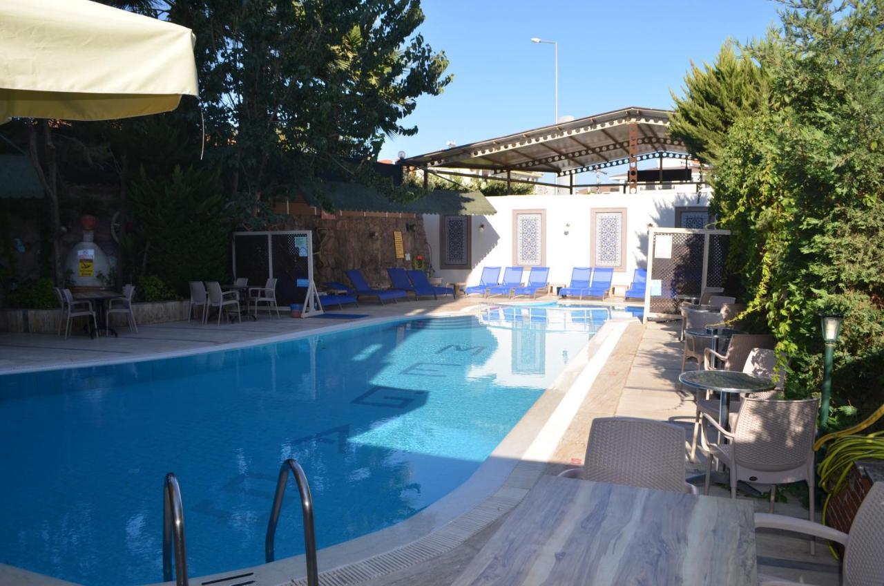 Megas Hotel Ayvalı Extérieur photo